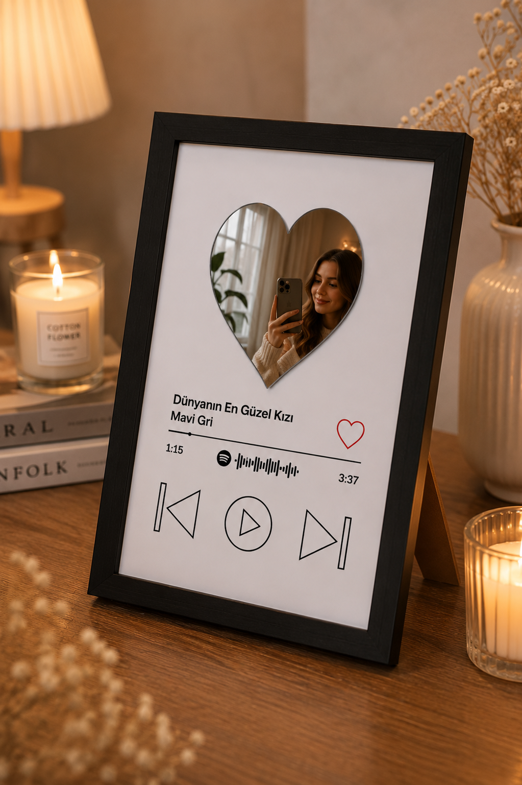 Aynalı Spotify Tasarımlı Çerçeveli Tablo – Dünyanın En Güzel Kızı | Kalp Aynalı Dekoratif Hediye